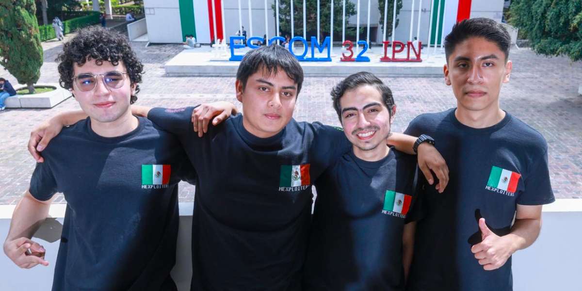 ESCOM-UPIICSA Team Raises IPN’s Profile