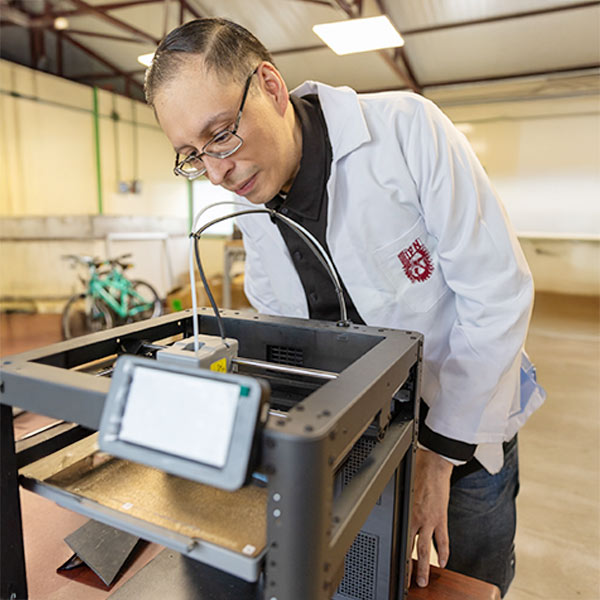 UPIEM Develops Innovative Solution to Power Classrooms and Rural Areas