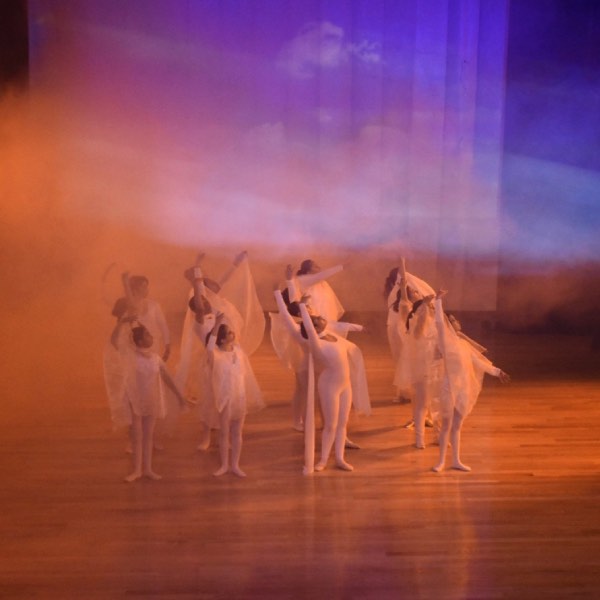 IPN Dance Showcase Blends Folklore and Tribute