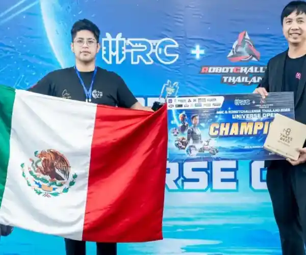 In Bangkok, the “¡Huélum!” Echoes at International Robotics Competition