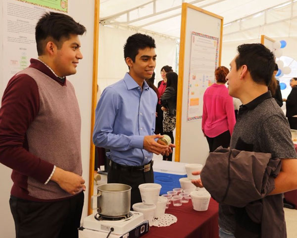 Elaboran politécnicos sopa instantánea con valor nutricional