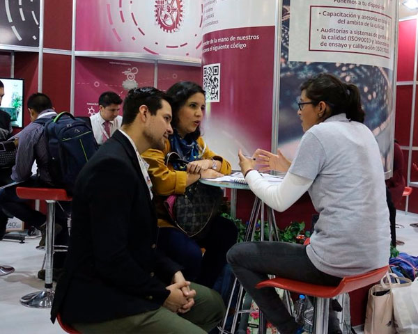 Presenta IPN desarrollos tecnológicos en semana del emprendedor