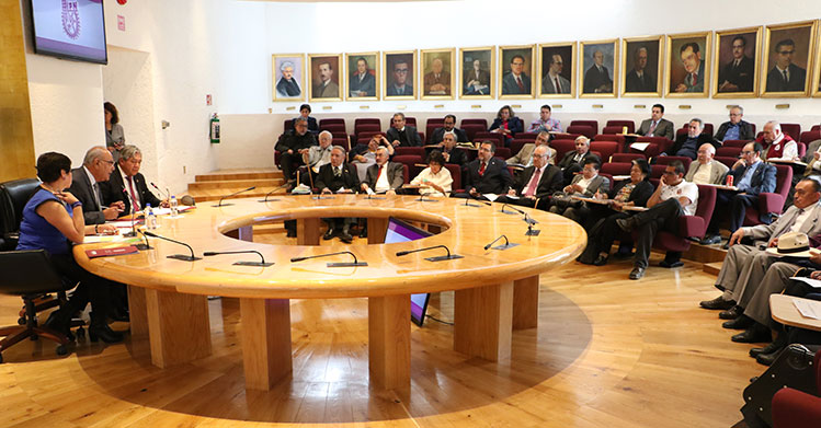 Enaltece el IPN labor de decano​s ​