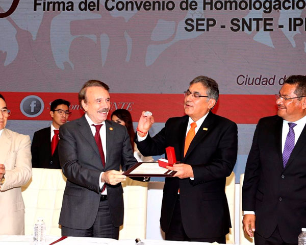 IPN refrenda su política laboral con el SNTE ante la cuarta transformación