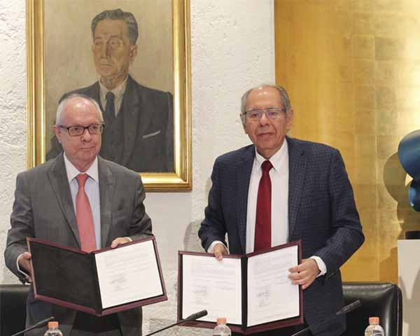 Suman esfuerzos IPN y AMIIF para fortalecer a la industria farmacéutica
