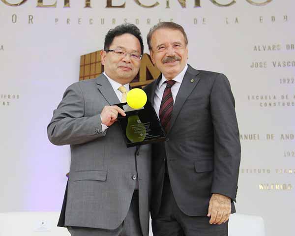 Premian IPN y Samsung la creatividad e innovación de jóvenes politécnicos