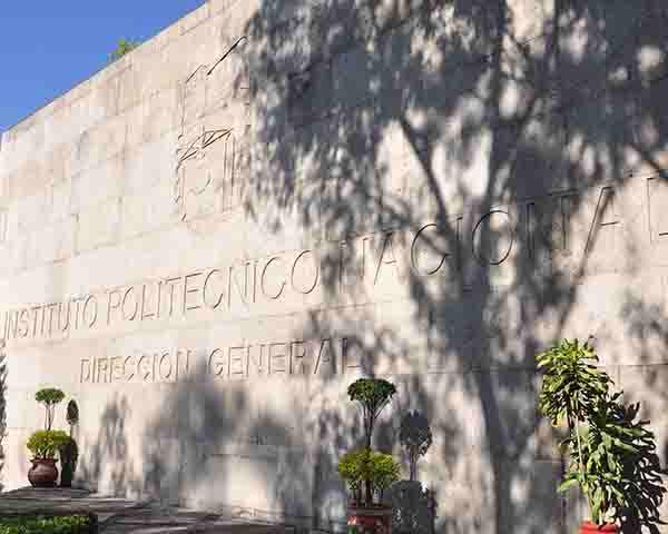 IPN retira a estudiantes de medicina y enfermería del sector salud 