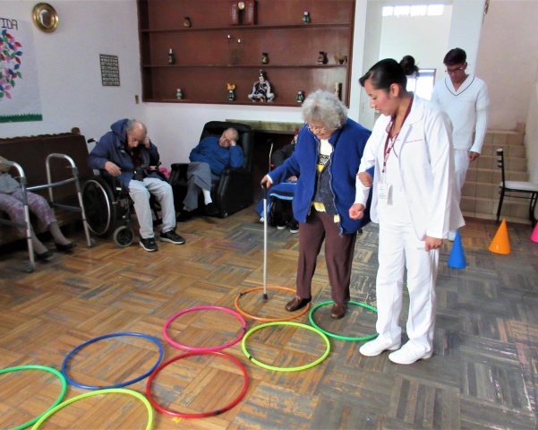 Ante COVID-19 IPN brinda orientación virtual a adultos mayores sobre medidas de prevención y cuidado de la salud