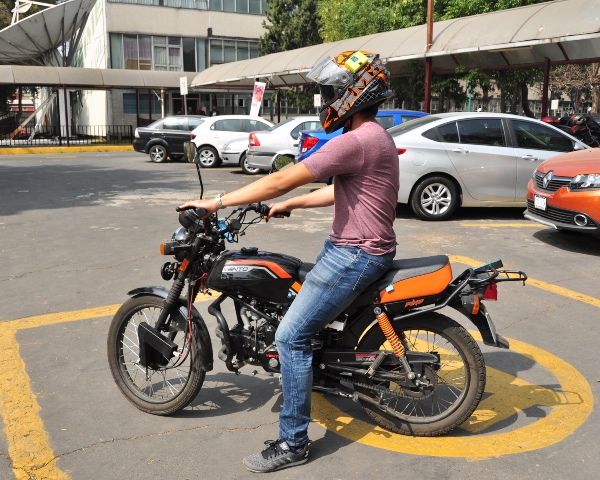 Diseñan politécnicos sistema antirrobo de motocicletas 
