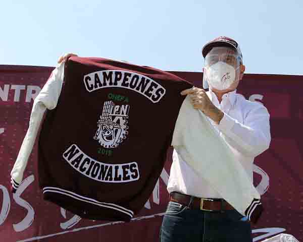 Entrega IPN anillos conmemorativos a Burros Blancos Campeones de la Temporada 2019