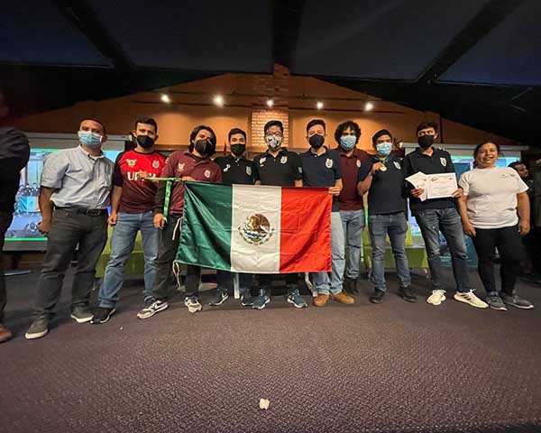 Destacan politécnicos en competencia de Robótica en Colombia