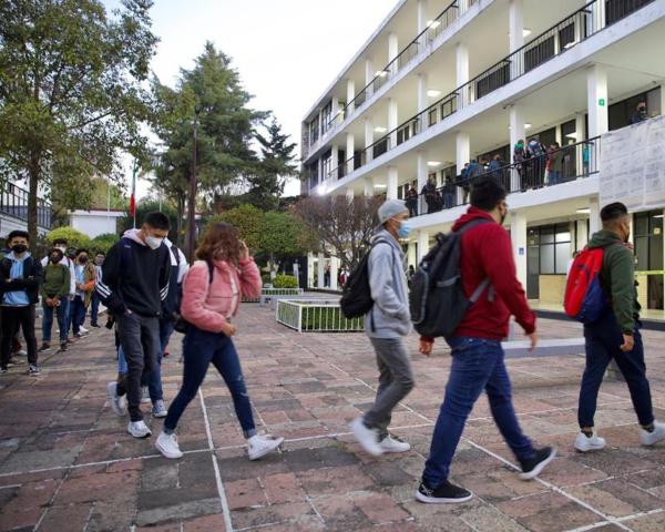 Más de 220 mil estudiantes del IPN inician ciclo escolar 2022-2023