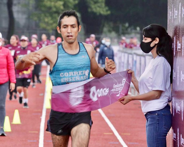 Más de 26 mil corredores participaron en la Carrera IPN Once K 2022