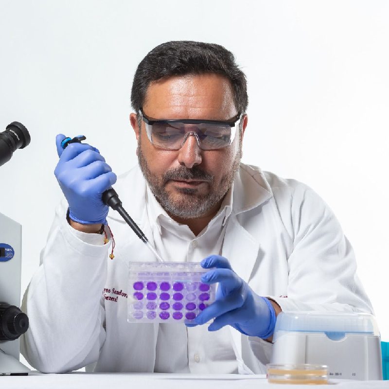 Cuenta IPN con laboratorio de vanguardia para investigación en vacunas y virus: Arturo Reyes Sandoval