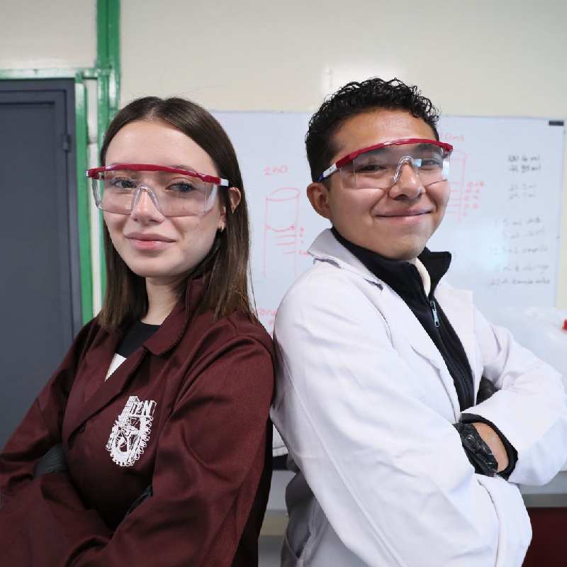 Alista IPN plástico que se disuelve y purifica el agua