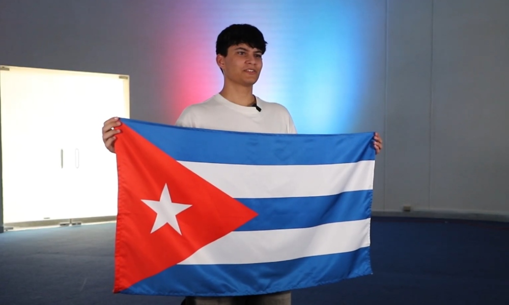 Christopher Escobedo: Politécnico de corazón