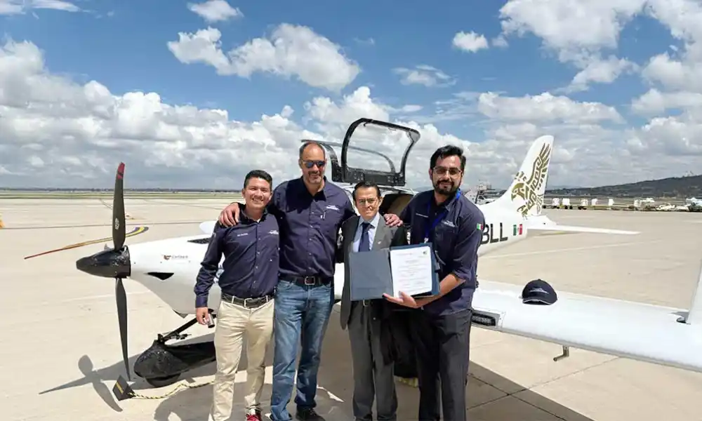Con sello de ESIME Ticomán, aeronave impulsa aviación en México