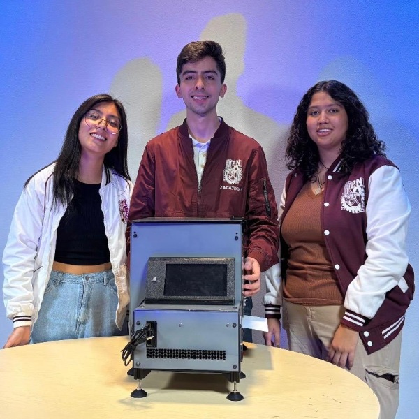 IPN Develops Scanner that Translates Texts into Braille