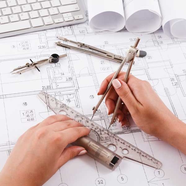 PREMIAN TALENTO DE INGENIEROS ARQUITECTOS POLITÉCNICOS