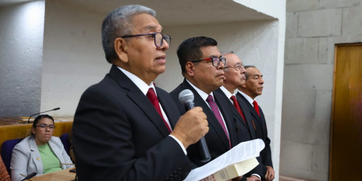 Destacan participación de politécnicos en la Segunda Guerra Mundial