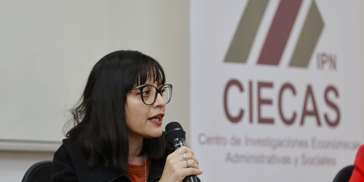 Debaten desarrollo social en Coloquio de Verano del CIECAS