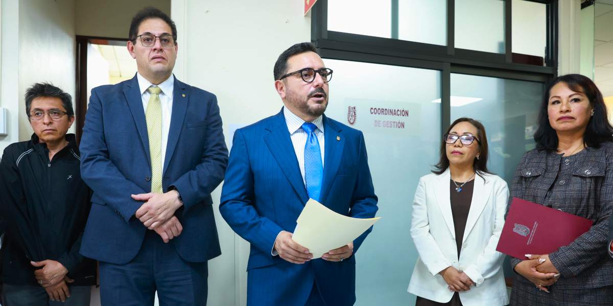 Realiza Reyes Sandoval cambios en Secretarías