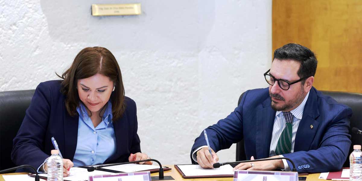  Firma IPN convenio con Patronato Corazón Guinda y Blanco A.C.