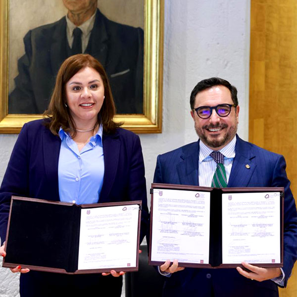  Firma IPN convenio con Patronato Corazón Guinda y Blanco A.C.
