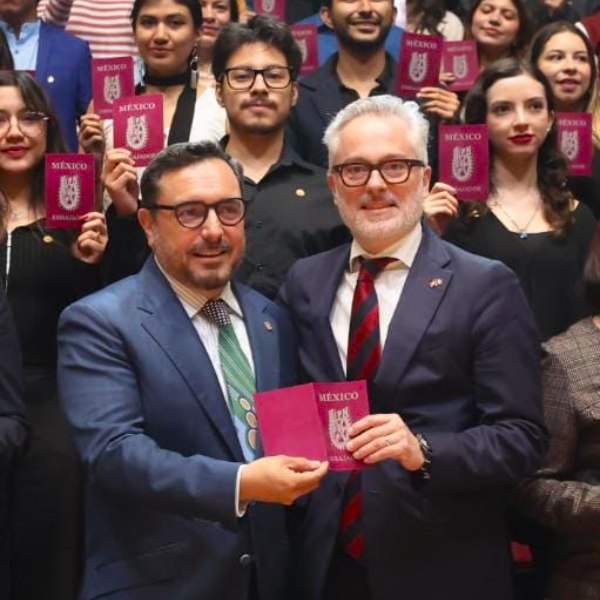 Viajan 596 alumnos a universidades de otros países