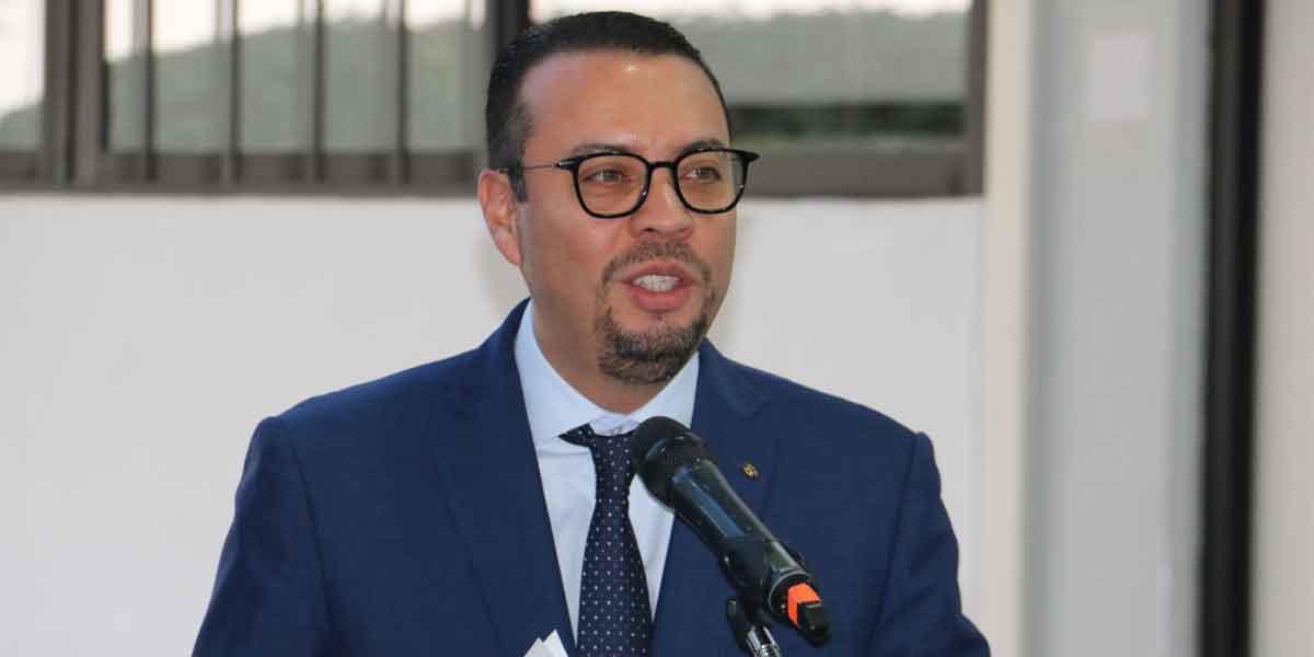 Abre Coloquio Estudiantil en CIITEC con CEO de Hyundai, egresado del IPN 
