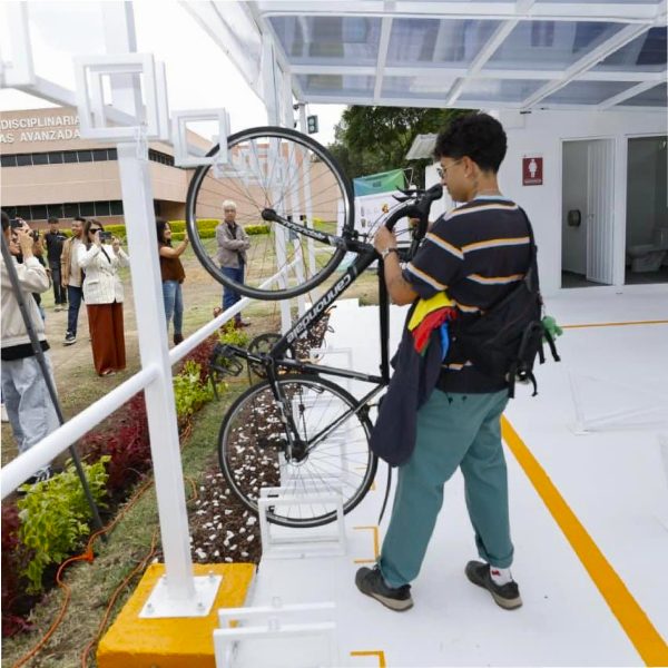 Monitorea el aire la nueva biciestación en UPIITA