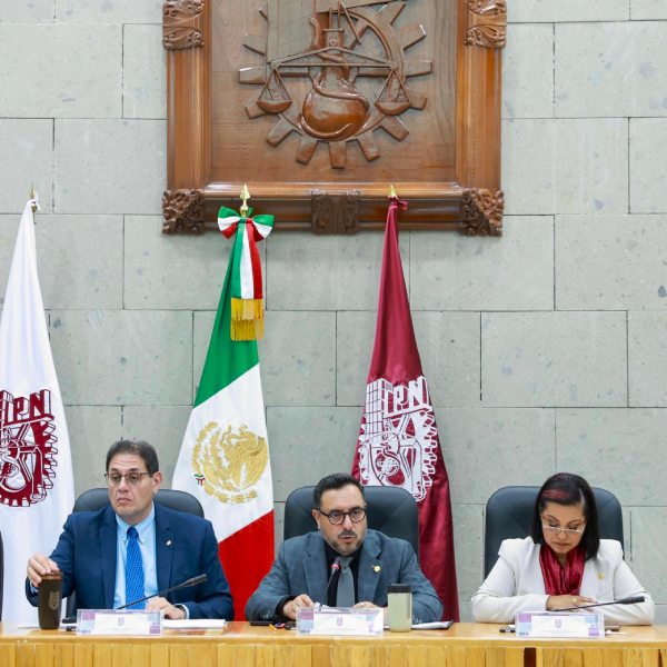 Presenta Reyes Sandoval Programa Institucional de Mediano Plazo