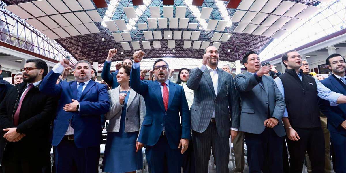 Arturo Reyes Sandoval inaugura CREO MX 