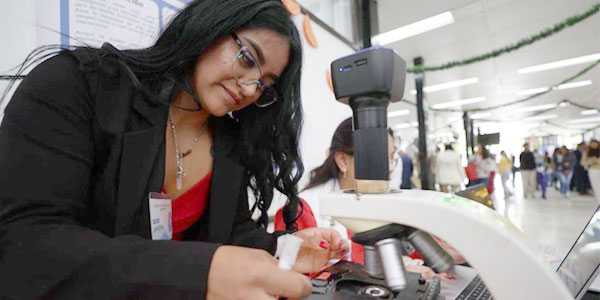 Presenta ESIT innovaciones para la industria textil