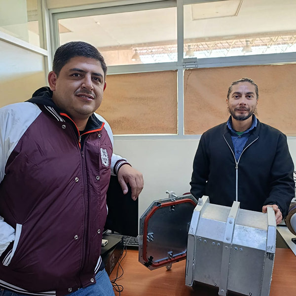 Prepara UPIIZ vuelo a la estratósfera, el primero con microorganismos vivos