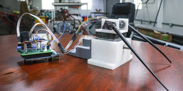 Un robot inspirado en los bigotes del gato