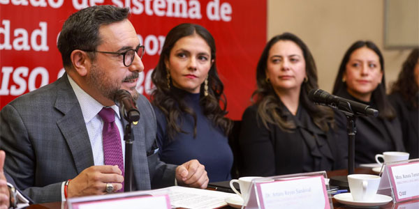 Canal Once recibe Certificado de Calidad ISO 9001