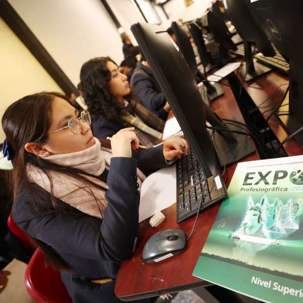 Visita la Expo Profesiográfica 2026 del Nivel Superior