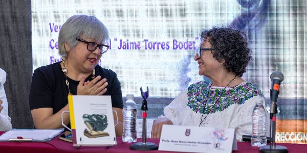 Rinden homenaje a la maestra Rosa María Getino