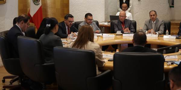 Presenta Reyes Sandoval informe 2025 ante Comisión