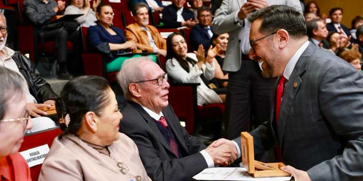 Preseas Juan de Dios Bátiz resaltan trayectoria de 283 docentes