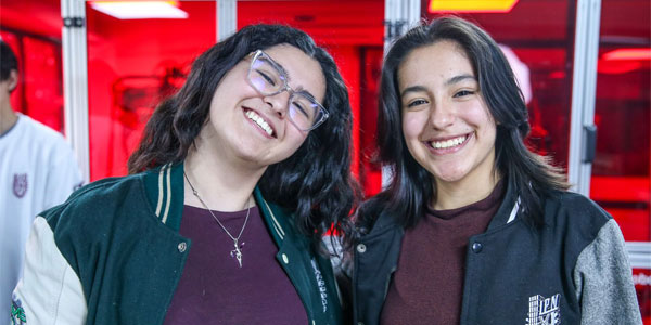 “Chicatanas” ya entrenan para copa FutBotMx de robótica