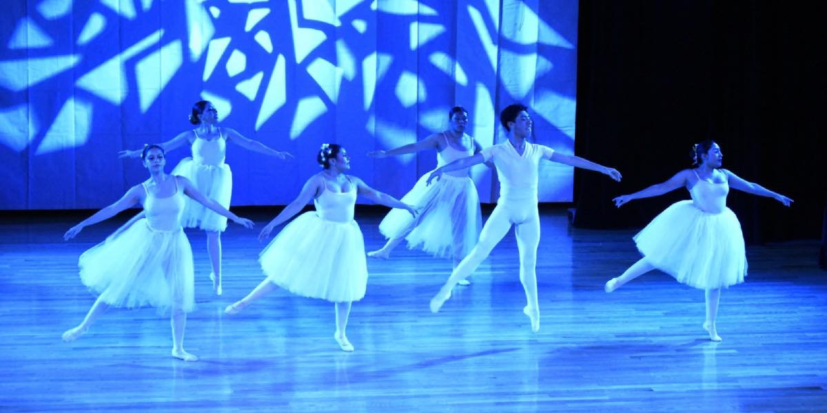 Folclor y tributo en muestra dancística del IPN