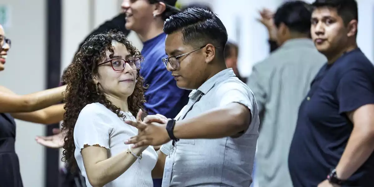 Le ponen ritmo al son de bachata y salsa