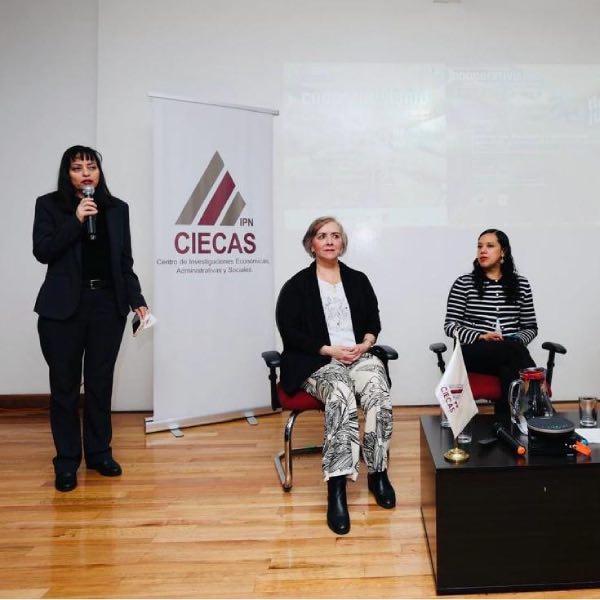Debaten en CIECAS sobre cooperativismo