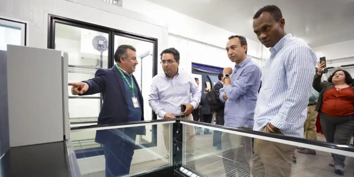 ESIME UA estrena centro de entrenamiento en refrigeración