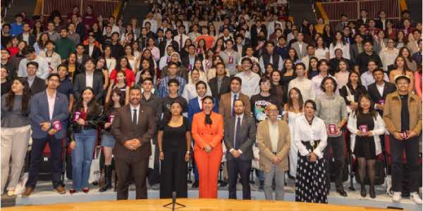 Parten 314 politécnicos a universidades del mundo
