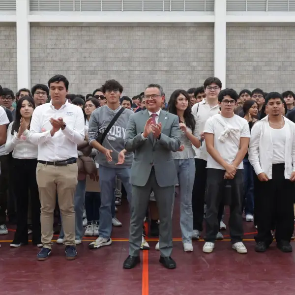ESIME Zacatenco da la bienvenida a nuevos estudiantes
