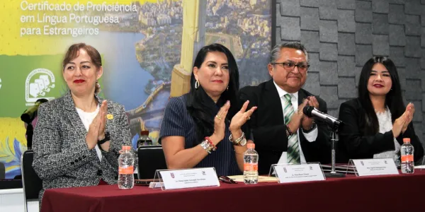 Cenlex Santo Tomás entrega certificados CELPE-BRAS 2026