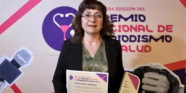 Reconoce Premio de Periodismo a reportera de Gaceta Politécnica